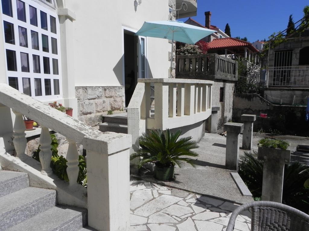 Tiha Apartment